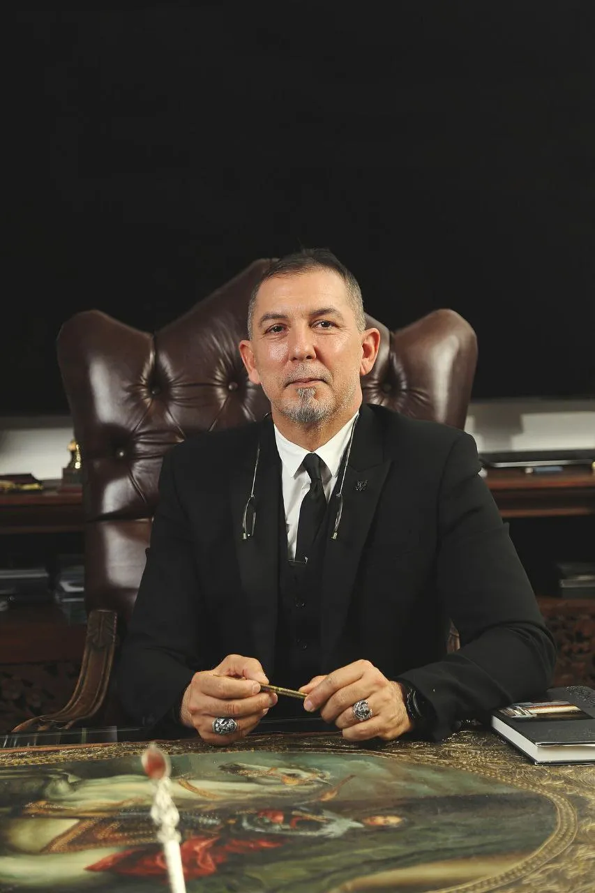 Ekrem İmamoğlu'nun 'diploma' soruşturması kapsamında Girne Amerikan Üniversitesi Kurucu Rektörü Serhat Akpınar, şüpheli sıfatıyla ifade verdi.