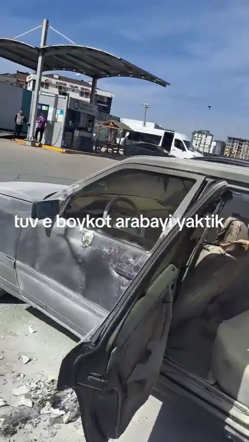 Citizen who burned his car because his headlights were not working and could not pass inspection: "Boycott TÜVTÜRK, we burned the car."